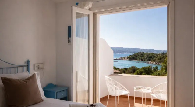 Двухместный номер Premium с видом на море HOTIDAY Baja Sardinia Seaside