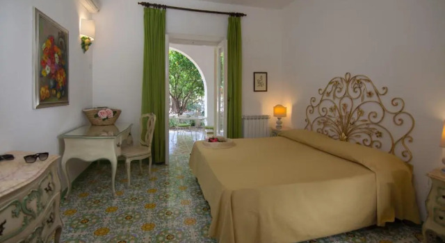 Номер Connecting Family Semiramis Hotel De Charme & Pools