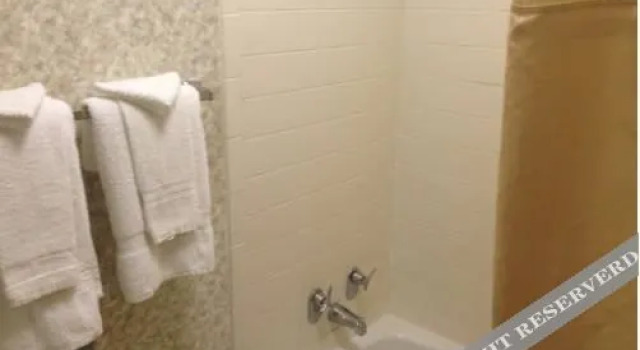 The Moraine Inn Suites & Conference Center