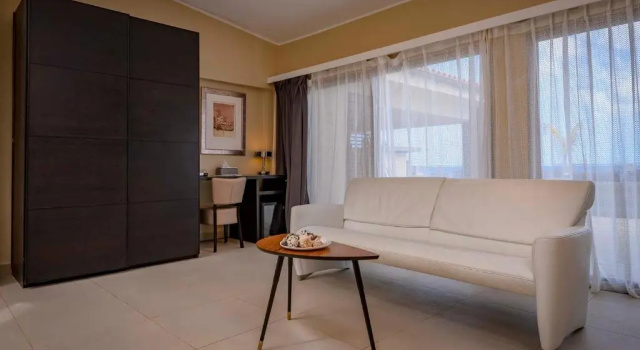 Полулюкс Boutique Hotel Bougainvillea