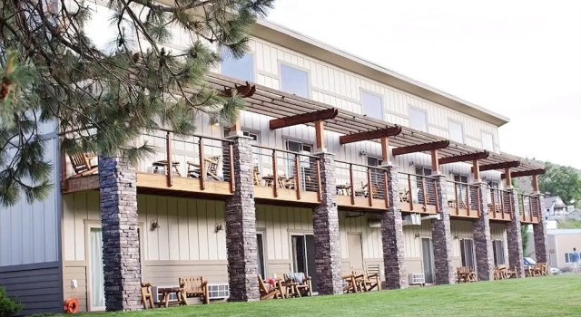 Imperial River Co., Prenota Hotel Maupin Oregon