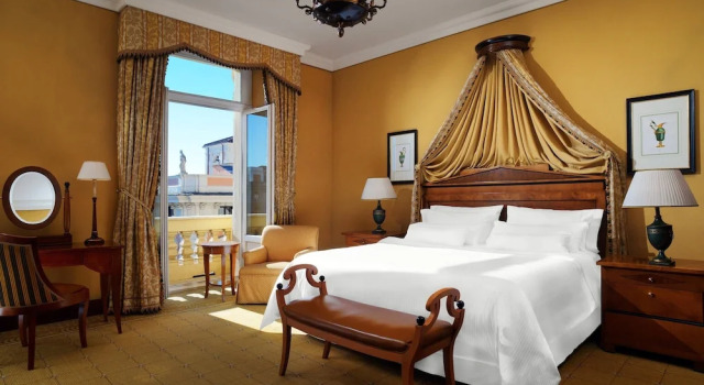 Двухместный номер Grand Luxe Отель The Westin Excelsior Rome