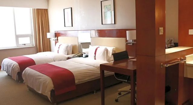 Четырёхместный номер Deluxe Holiday Inn Hohhot