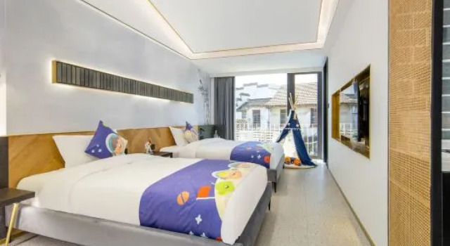 Семейный тент с видом на сад Floral Hotel·TongLi Water And Clouds Garden Boutique Hotel