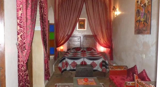 Люкс с балконом Riad Marlinea