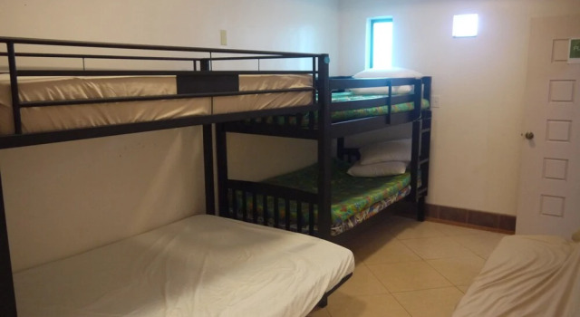 Garapan Guest House, Забронировать Гостевой дом Отели Гарапан с завтраком, Завтраки