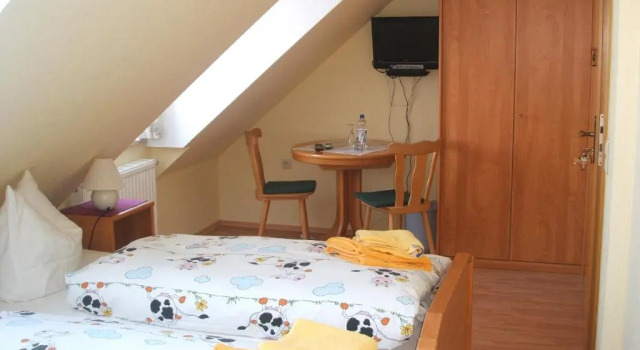 Regenbogenhof Rudelswalde, Book Hotel Crimmitschau Saxony