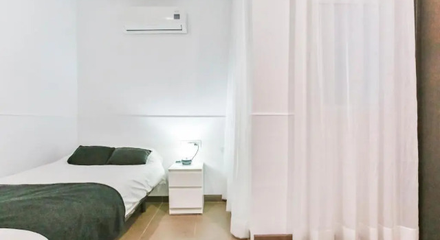 Одноместный номер Standard Laramond Barcelona Rooms