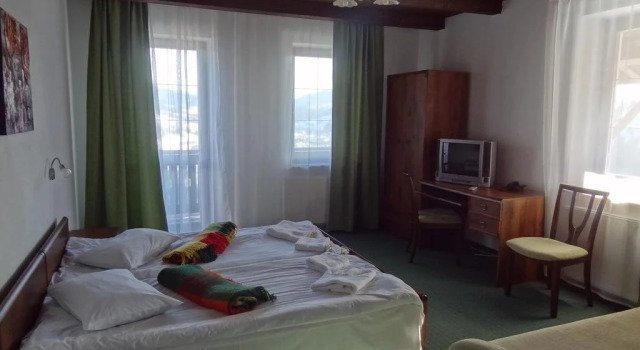 Alpenhof, Prenota Hotel Volosyanka 