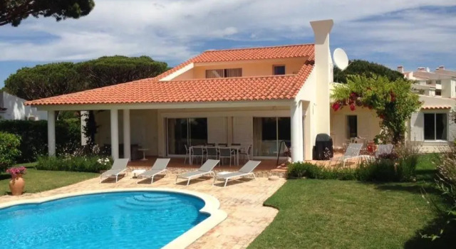Вилла Villa Quadradinhos 46Q Located close to the tennis courts and just 100m from the famous Restaurant