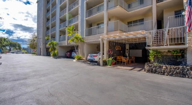 Kamaole Beach Royale 206 By Coldwell Banker Island Vacations