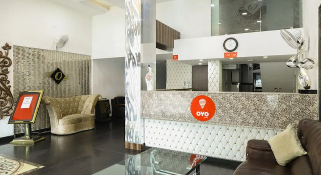 OYO Flagship 071 Gandhibagh