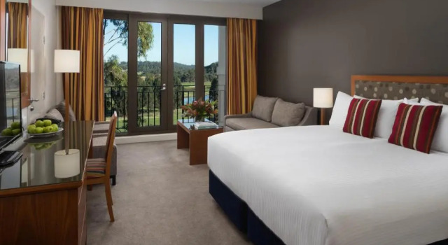 Номер Standard с видом на поле для гольфа Yarra Valley Lodge
