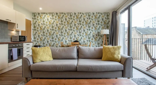 Chic Merchant City Apt. w/ Balcony, Забронировать Апартаменты/квартира Глазго - центр города Глазго
