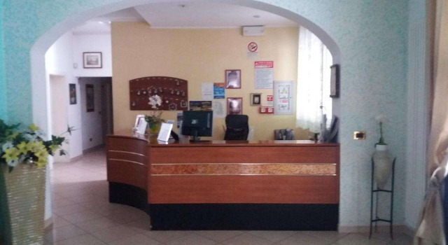 Barone beach hotel, Забронировать Отель Визербелла Римини