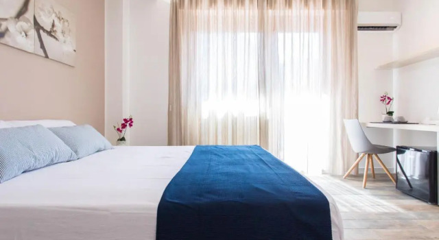 Трёхместный номер Superior Politeama Luxury Suites