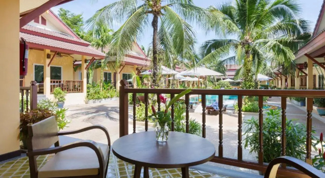 Вилла Deluxe с видом на бассейн Le Piman Resort