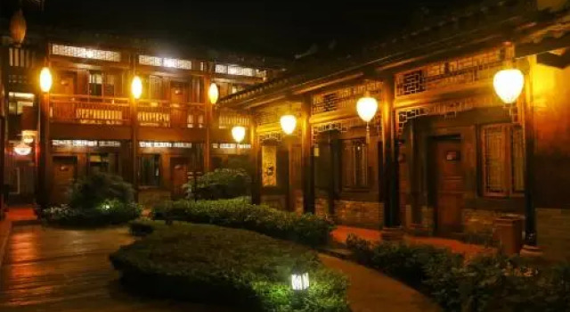 Many Panda Inn Emeishan