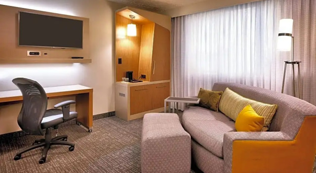 Двухместный люкс c 1 комнатой Courtyard by Marriott Ogden