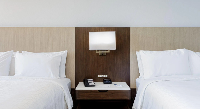Четырёхместный номер Standard Holiday Inn Express Pensacola Beach by IHG