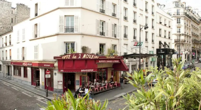 Les Toits de Montmartre, Забронировать Апартаменты/квартира Париж Иль-де-Франс, рядом с Вокзал Сен-Лазар