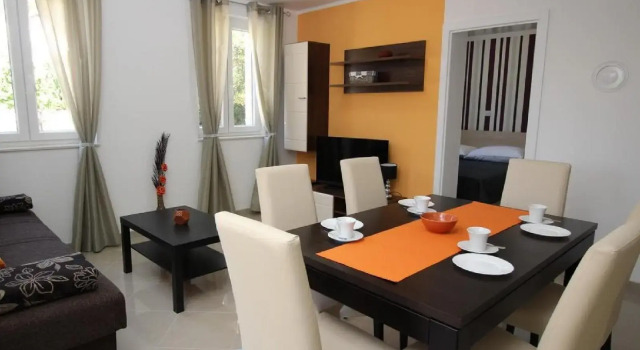 Gorica Eden - Two Bedroom, Забронировать Отель Башка остров Крк, рядом с Пляж Башка