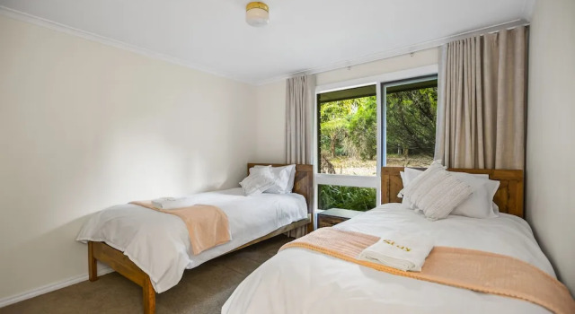 Коттедж Deluxe StayAU 4BR Spacious Nature Retreat