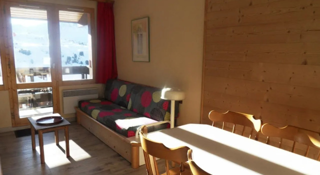 Belle Plagne Apartment for 3/4 People of 23 mÂ² on the Slopes Peg309, Забронировать Апартаменты/квартира Бель-Плань Ла-Плань-Тарантез