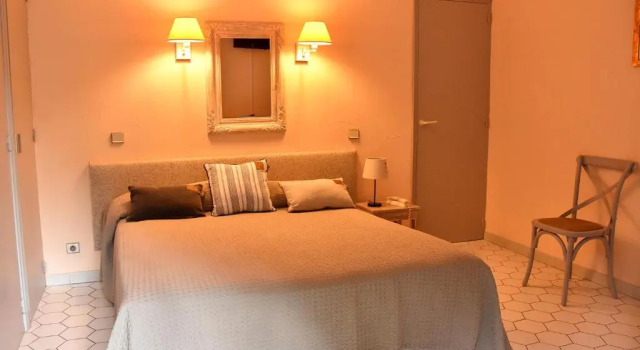 Номер Comfort Hotel Les Mazets Des Roches