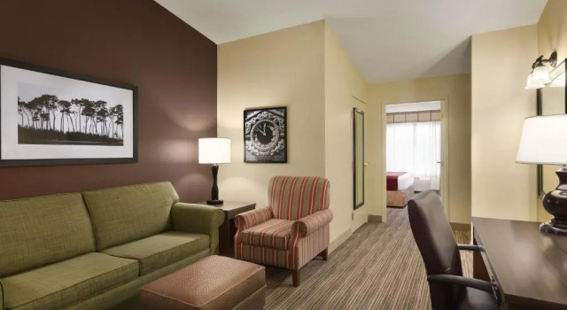 Двухместный люкс c 1 комнатой Country Inn & Suites by Radisson, Albert Lea - Austin