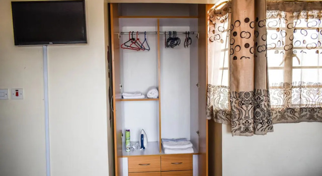 Двухместный люкс Classic Affordable furnished studio apartment