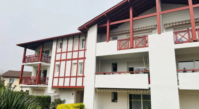 Appartement Cambo-les-Bains, 1 pièce, 2 personnes - FR-1-495-16, Prenota Appartamento Hotel a Aquitania con parcheggio, Parcheggio