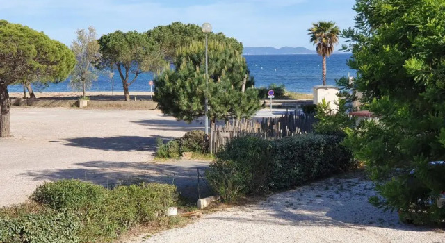 Студия Studio accès direct à la plage
