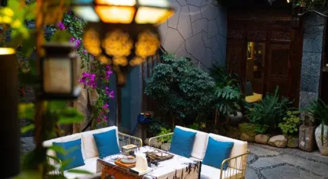 丽江古城天德一品酒店 Lijiang Ancient Town TianDe Grande Hotel, Забронировать Бутик-отель Отели Лицзян 4 звезды, рядом с Улица Сквер-стрит Древнего города Даянь, 4*