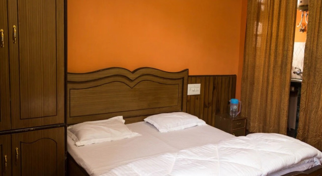 OYO 13342 Home Cozy Stay Naddi, Забронировать Отель Надди штат Химачал-Прадеш