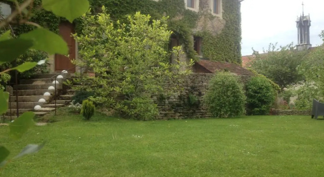 Коттедж Le Logis de L'Ozerain