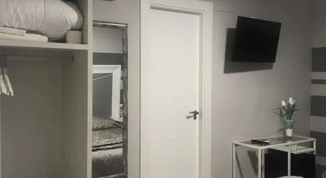 Viana Rooms Córdoba, Забронировать Гостевой дом Гостевые дома Кордовы, рядом с Королевские конюшни Кордовы, Гостевой дом