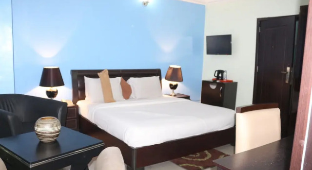 Au-delà des Frontieres Hotel, Rezervați Hotel Port Harcourt 
