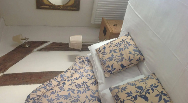 Caravelli, Rezervați Hotel Loughborough Leicestershire