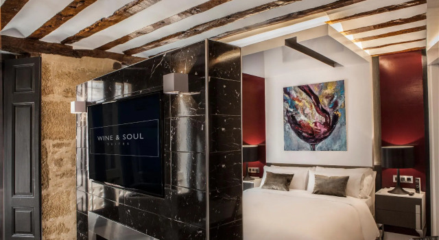 Люкс Wine & Soul Suites