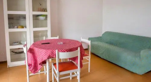 M49 - Marcelli, trilocale con giardino a 100 metri dal mare, Rezervovat Hotel Marcelli 