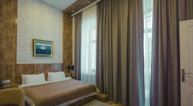 Двухместный номер Standard с балконом Royal Palace Hotel Baku