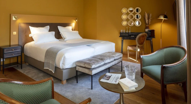 Margaret - Hôtel Chouleur, Book Hotel Hotels in Nimes with Breakfast, Breakfasts