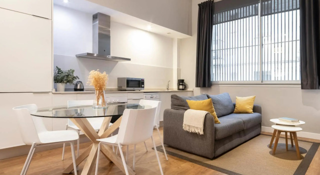Feelathome Poblenou Beach Apartments