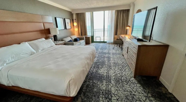 Номер Standard с балконом и с видом на город Hyatt Place Virginia Beach Oceanfront