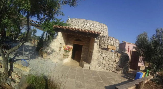 Коттедж Trullo Contrada Stracca