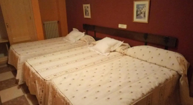 Трёхместный номер Standard Hostal Residencia Castilla