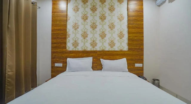 Номер Deluxe FabHotel HC Mohali Inn