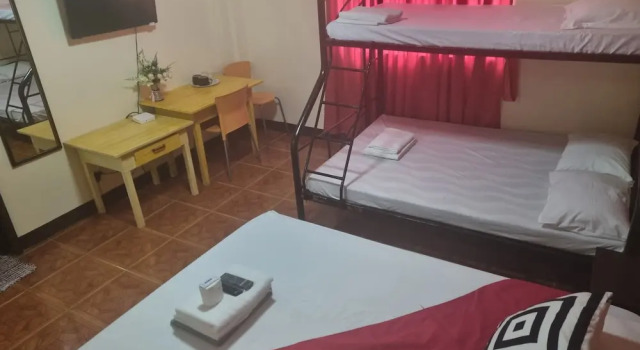 Laurien's Apartelle, Rezervovat Hotel Hotely v Tagaytay s parkováním, Parkování