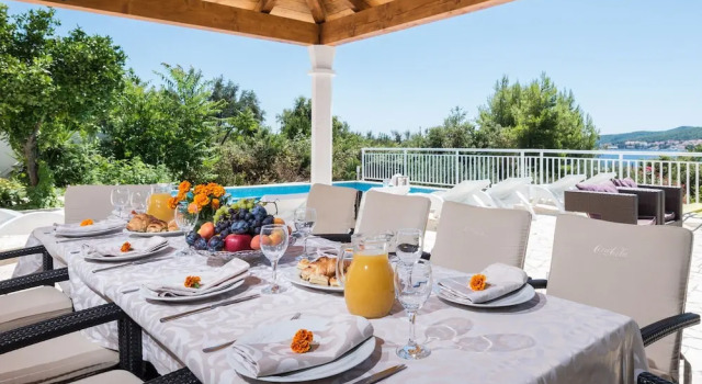 Вилла Holiday Villa Perna with Swimming Pool